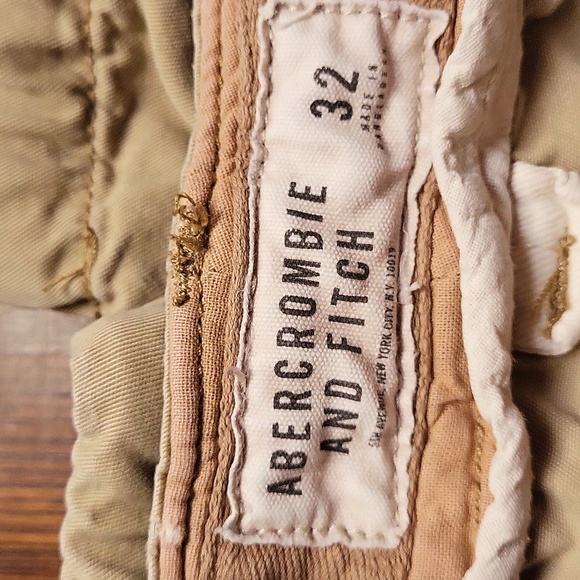Abercrombie & Fitch Mens Cargo Shorts - Picture 4 of 8